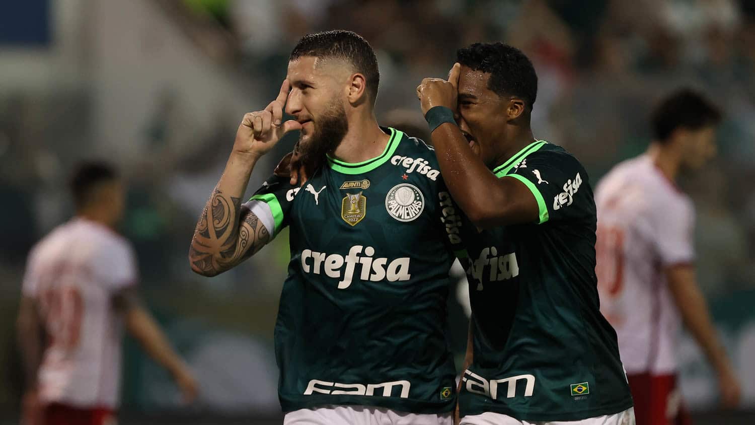 Em jogo dramático, Santos vence Coritiba e sai do Z-4